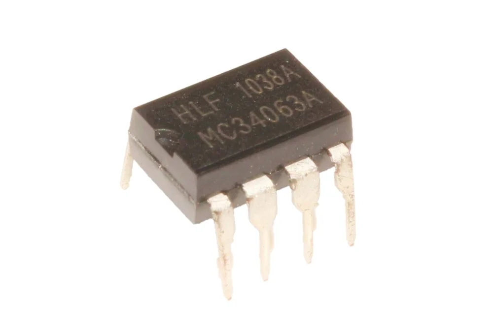MC34063A 5V Buck Boost Converter Isolated DC-DC IC