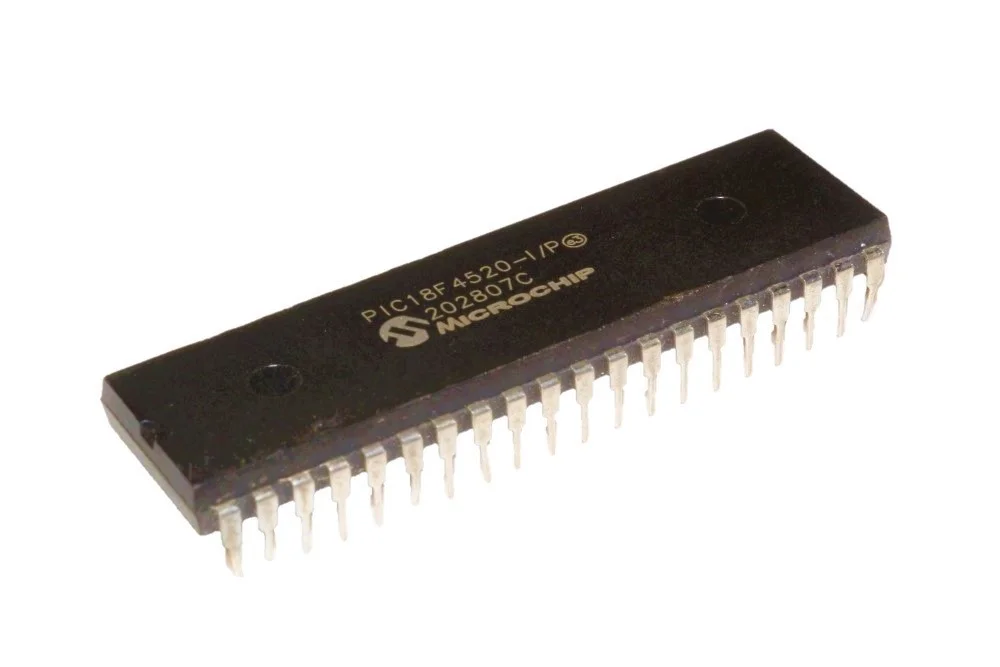 PIC18F4520-I/P 8-BIT PIC Microcontroller PIC18F4520