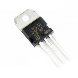 LM7815 Voltage Regulator IC